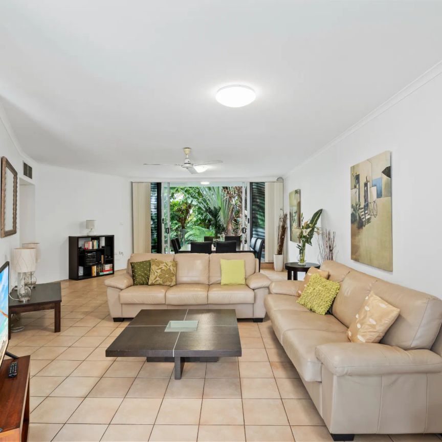 Unit 4/65-69 Williams Esplanade, Palm Cove. - Photo 1