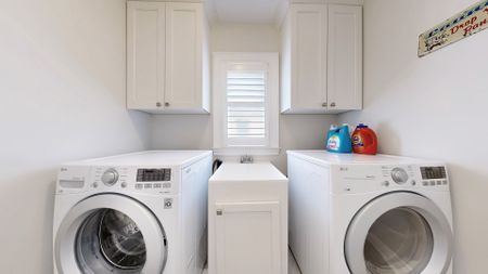 For Lease - 746A Stonepath Circle, Pickering, Ontario - Photo 2