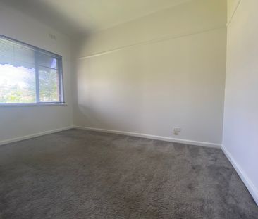 60 Cornwall Road, Pascoe Vale VIC 3044 - House For Rent | Domain - Photo 4