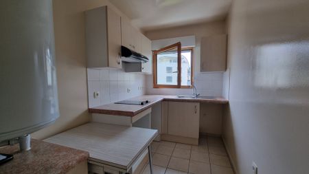 Location Appartement 2 pièces 45m² - Photo 2