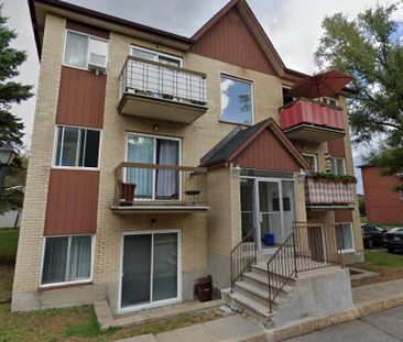 2 CH - 1 SDB - Longueuil - $1,550 /mo - Photo 1
