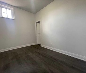 For Lease - 15229 Yonge Street Unit# 2, Aurora, Ontario - Photo 3