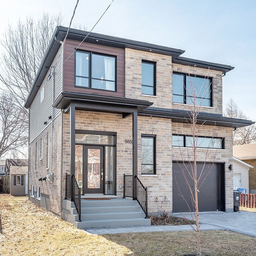 Maison à étages - 5850 Rue Alain - Photo 1