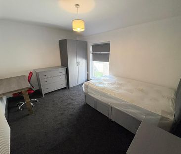 6 bedroom terraced house to rent - Photo 6