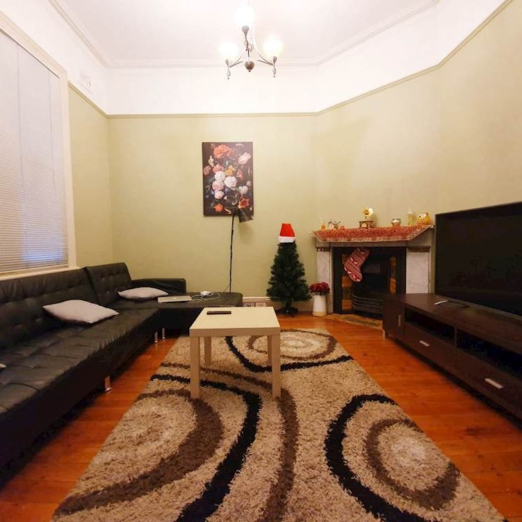 Surry Hills - Photo 1