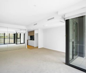Lyneham, Canberra - Photo 1