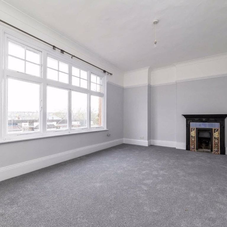 Hillside Road, SW2 3HP, London - Photo 1