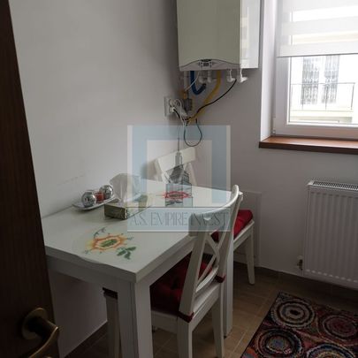 Garsonieră decomandată mobilată/ utilată , zona Tract... - Fotografie 1