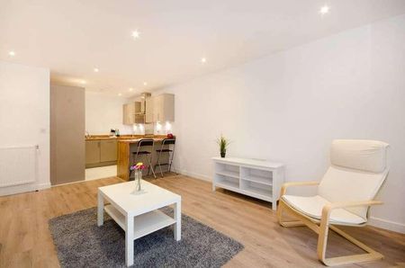 Kingston Road, Wimbledon, SW20 - Photo 2