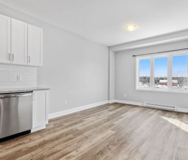 For Lease - 979 North Russell Road Unit# 206, Russell, Ontario - Photo 2