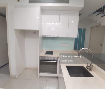 Putra Heights, Subang Jaya - Photo 1