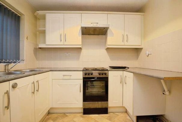 Pascall Court, St. Peters Street, Cardiff, CF24 - Photo 1