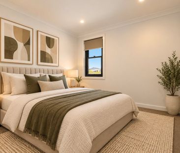 Six-Bedroom Family Home with Flexible Two-Level Layout in Condell Park - Photo 3