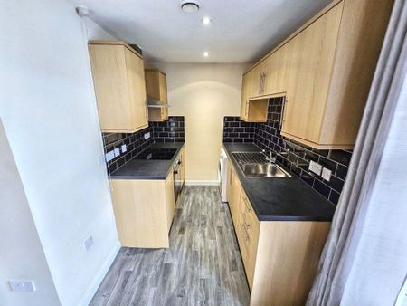 2 bed apartment to rent in NE46 - Photo 2