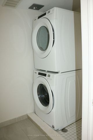 For Lease - 70 Orchid Place Drive Unit# 2, Toronto, Ontario - Photo 5