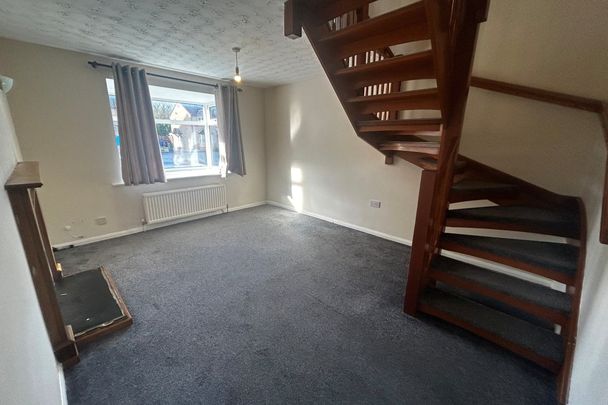 Davey Close - Photo 1