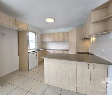 Spacious Family Home - Photo 1