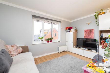 Vellum Drive, Carshalton, SM5 - Photo 5