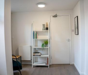5 bedroom house to rent - Photo 1