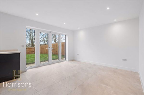 Sunnybank Terraced, Darwen - Photo 1