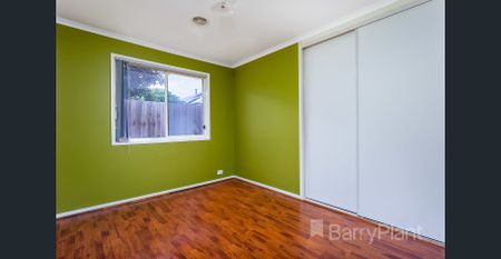 Centrally Located Spacious Family Home - Photo 5