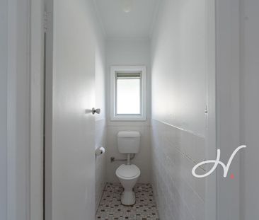 FANTASTIC LOCATION! SPACIOUS 3-BEDROOM HOME - WALK TO NEWCASTLE UNI... - Photo 6