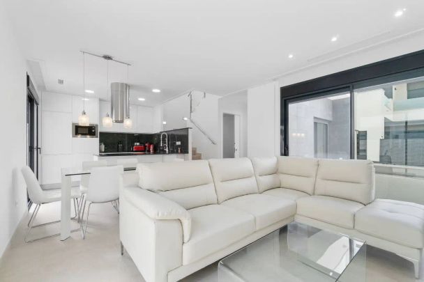 Casa o chalet de alquiler en País Valenciano, 40, Benijófar - Photo 1