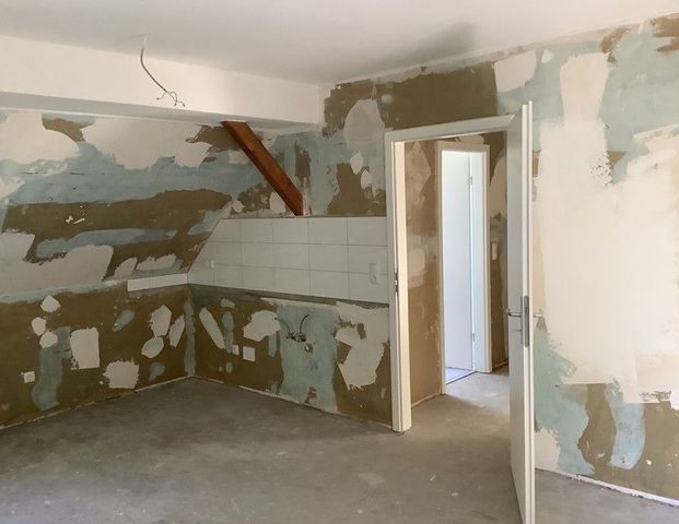 Hier macht wohnen Spaß: günstige 2-Zi.-Dachgeschosswohnung - Foto 1