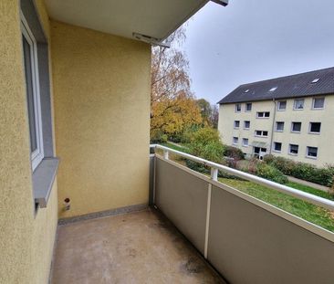 Anschauen wird sich lohnen - 1 Zimmer mit Balkon! - Photo 3