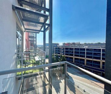 2 bedroom apartment to rent - Photo 6