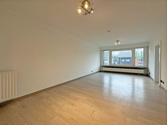 Leuk appartement met twee slaapkamers op centrale locatie te Wommelgem. - Foto 1