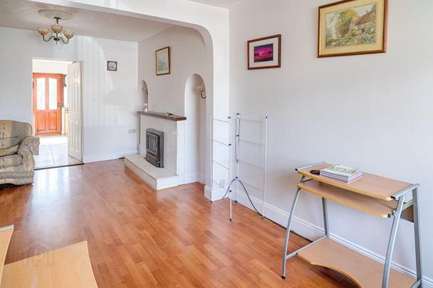 28 Garland Avenue, Lurgan, BT66 6JH - Photo 1