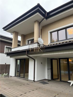 VILA premium cu PISCINA in COMPLEX | 10 camere | Pipera - SCOALA AMERICANA - Fotografie 1