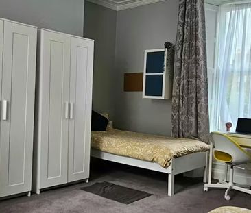 Royal Canal Terrace, Dublin - Photo 4