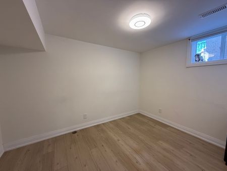 For Lease - 61 Jeffcoat Drive Unit# Lower, Toronto, Ontario - Photo 5