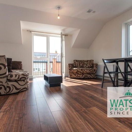Apartment 4, 62a Templemore Avenue, Albertbridge Road / Newtownards Road, Belfast, BT5 4FT - Photo 1