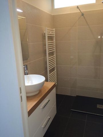 Location Appartement 1 pièce Meublé 23m² NICE 06200 - Photo 4