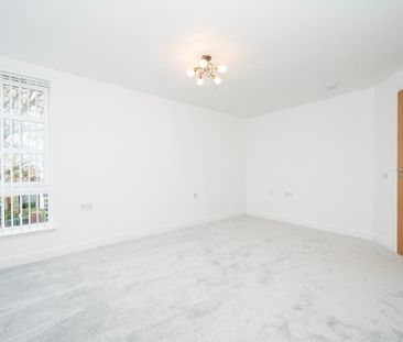 1 Bed, 2nd Floor Flat - Photo 3