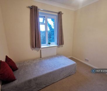 2 bedroom maisonette to rent - Photo 3
