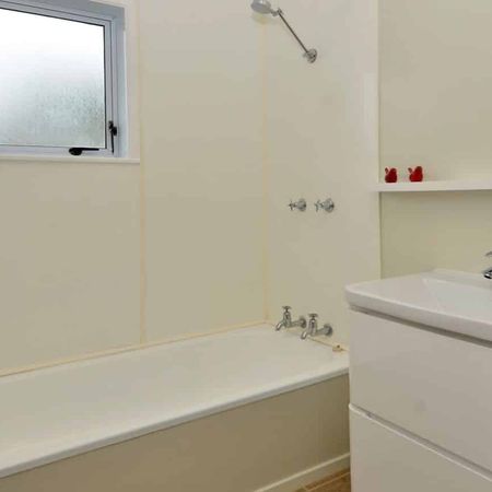 Tidy 3-Bedroom Home in Handy Manurewa Location - Photo 4