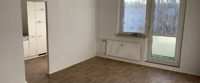 schöne 3-R-Whg mit Balkon und neuer Einbauküche - Photo 1