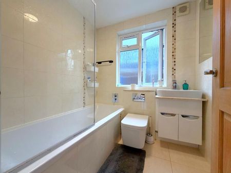 2 bedroom house share to rent - Photo 5