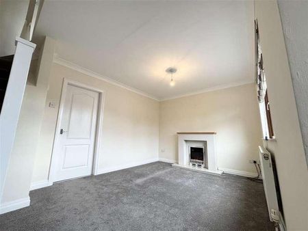 Yew Tree Road, Shepley, Huddersfield, HD8 - Photo 2