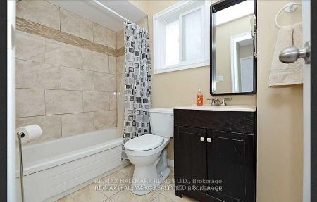 For Lease - 71 Ecclestone Drive Unit# Upper, Brampton, Ontario - Photo 5