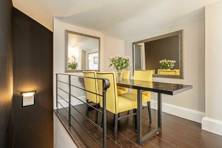 Carlyle Court, Chelsea Harbour, SW10 - Photo 2