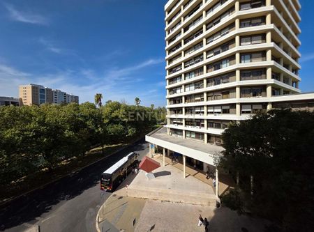 Alvalade, Lisbon - Photo 4