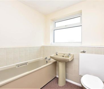 1 bedroom house to rent - Photo 2