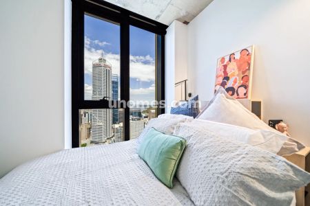 Panoramic 4 Bed Ensuite Apartment (33 - 38) - Photo 5