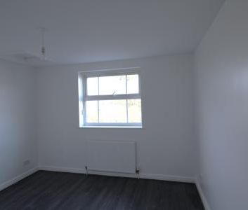 Stanley Road, Huyton, L36 - Photo 1