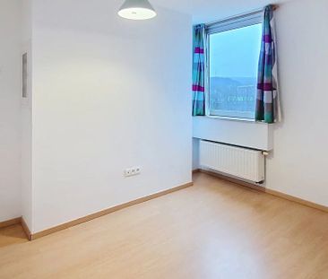 Appartement te huur in Liège voor € 790 met 1 slaapkamer - Foto 4